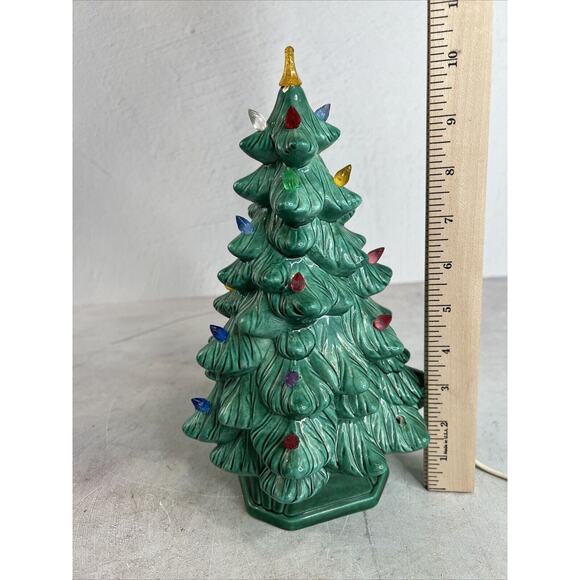 Vintage 70s Ceramic Hand painted Lighted Christmas Tree With Base Works - Picture 14 of 16